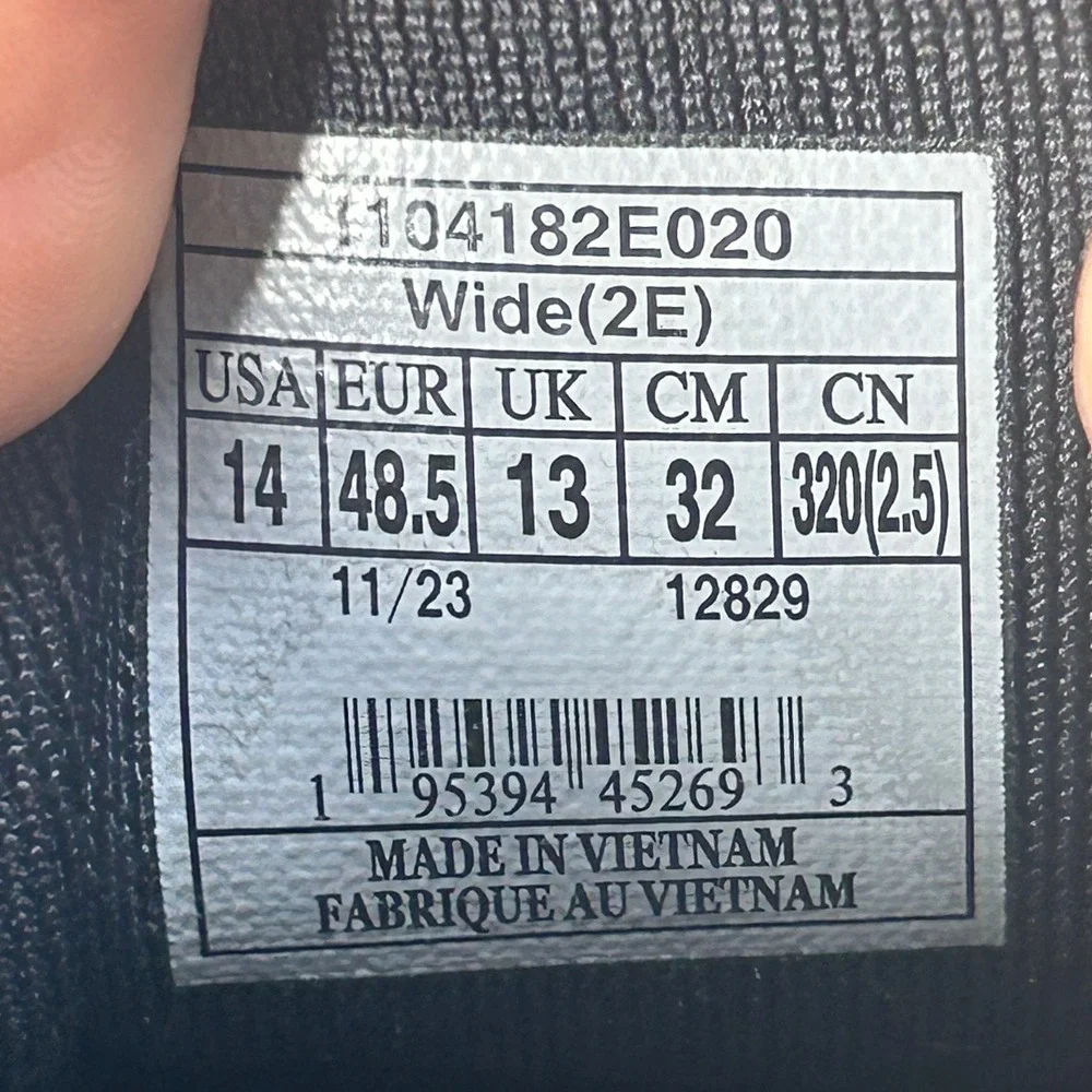 Brooks excellent used